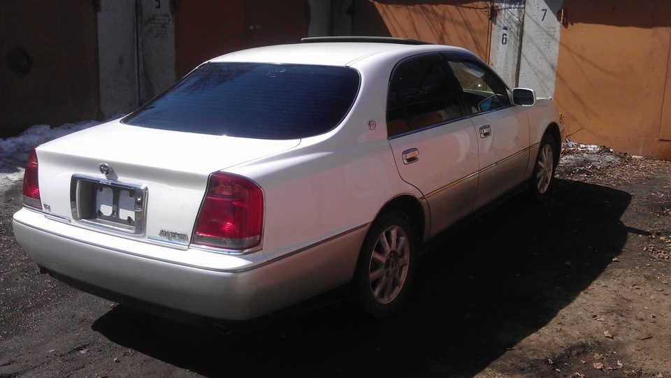 Toyota Crown Majesta 2002