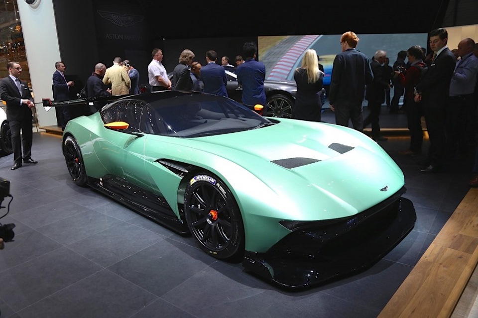 aston martin vulcan