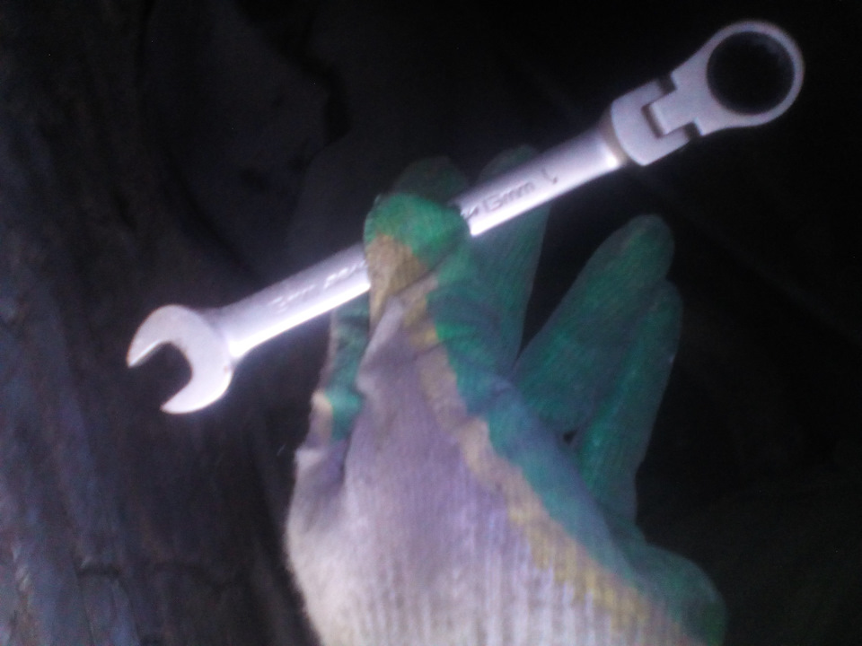 Подтянул ручник — Lada Приора хэтчбек, 1,6 л, 2010 года | своими руками ...