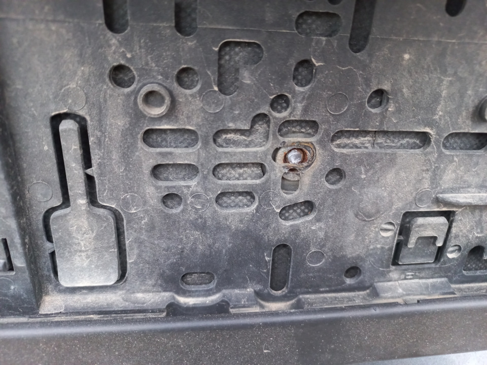 Как снять клипсу с номера(пост закрыт) — Volkswagen Jetta V, 1,6 л ...