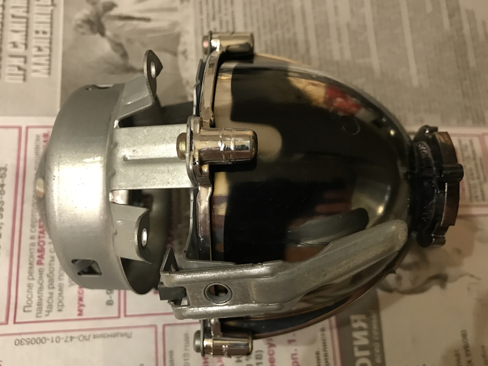 Вид с боку 👌отражатель — пластик — Audi Allroad (C5)