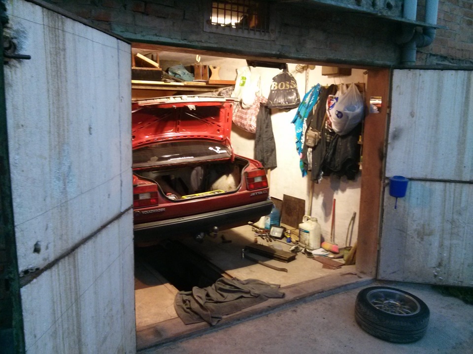 Подготовка к сварочным работам — Volkswagen Jetta II, 1,8 л, 1984 года ...