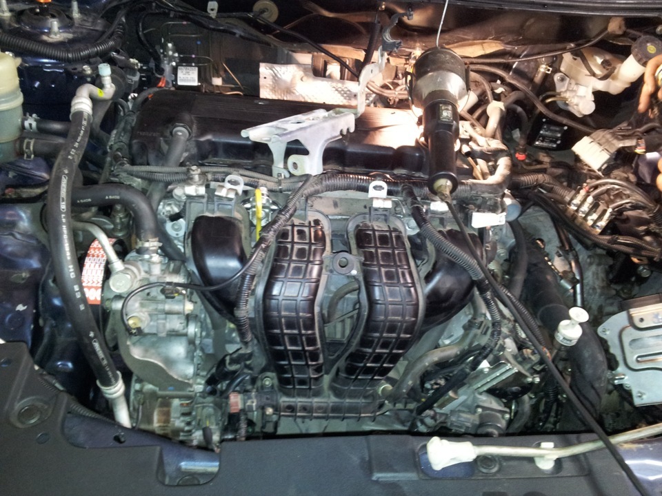 Двигатель мицубиси аутлендер хл. Двигатель вариатор Аутлендер 2012 2 литра. Аутлендер ХЛ 2.4двигатель. Двигатель Аутлендер 2.4. Mitsubishi Outlander в 2005 году мотор двигатель.