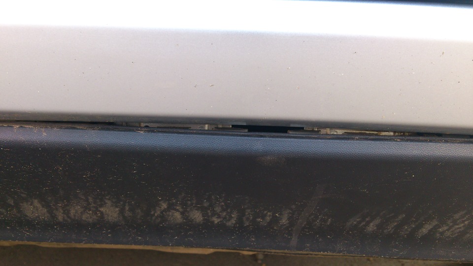 крепление задней "юбки" к бамперу. — Volkswagen Golf Mk6, 1,6 л, 2011 ...
