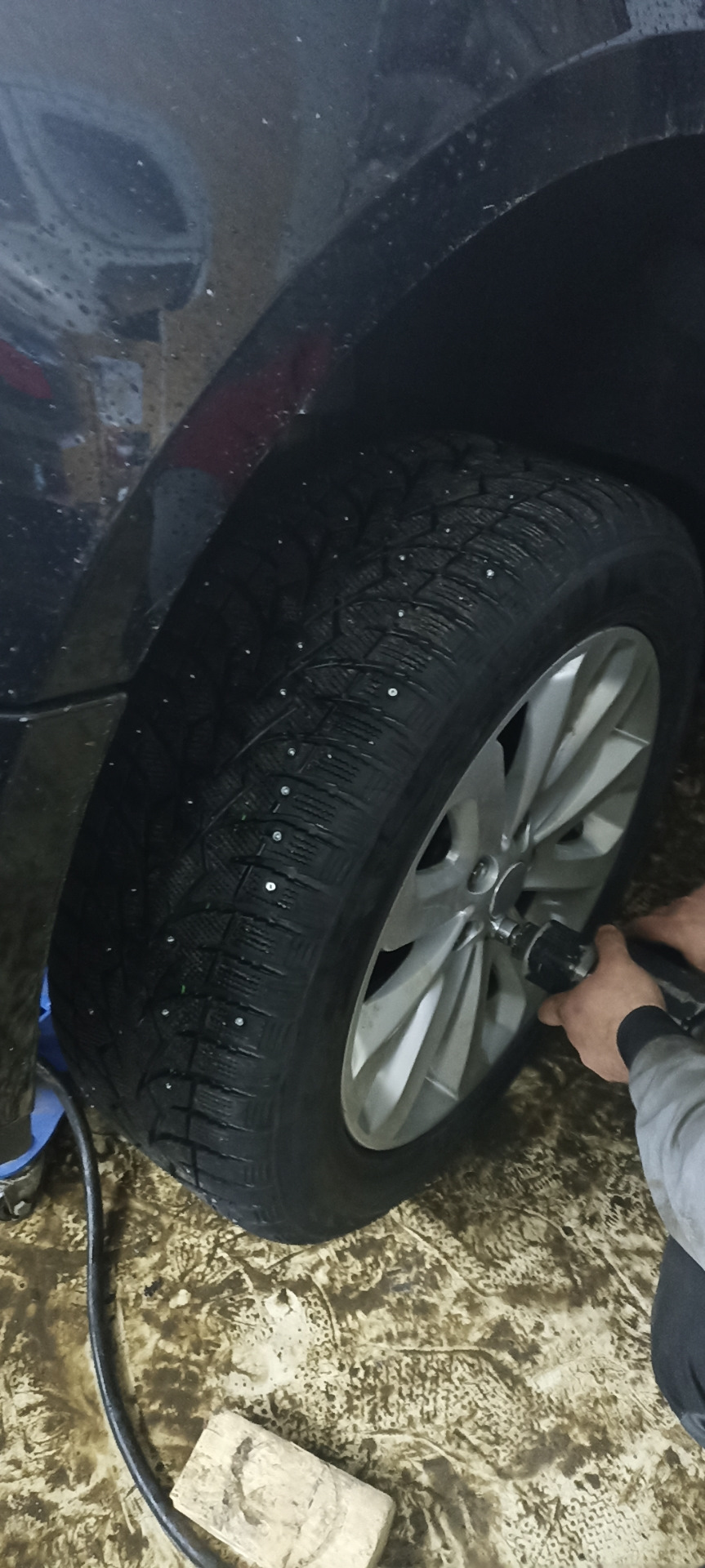 Перешиповка шин прошла успешно — Land Rover Range Rover (3G), 4,2 л ...