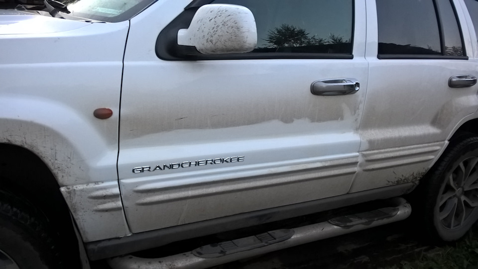Наклейки и подсветка дверей — Jeep Grand Cherokee (WJ), 4,7 л, 1999 ...