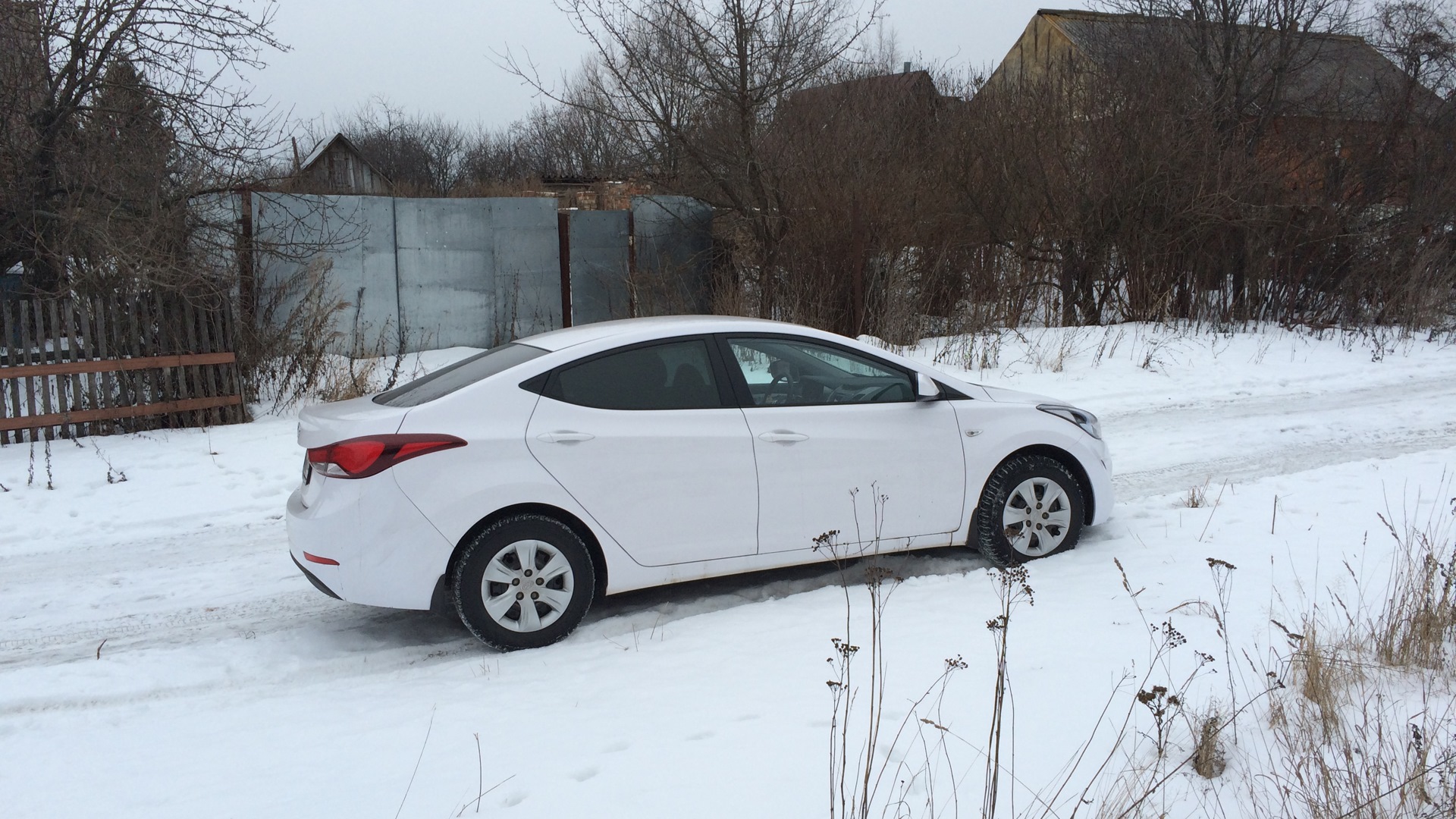 Hyundai Elantra (5G) 1.6 бензиновый 2014 | Oxy...aya zadnitsa на DRIVE2