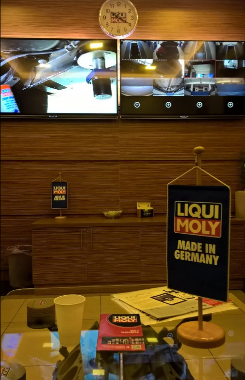 No comment. — Toyota Camry (XV40)