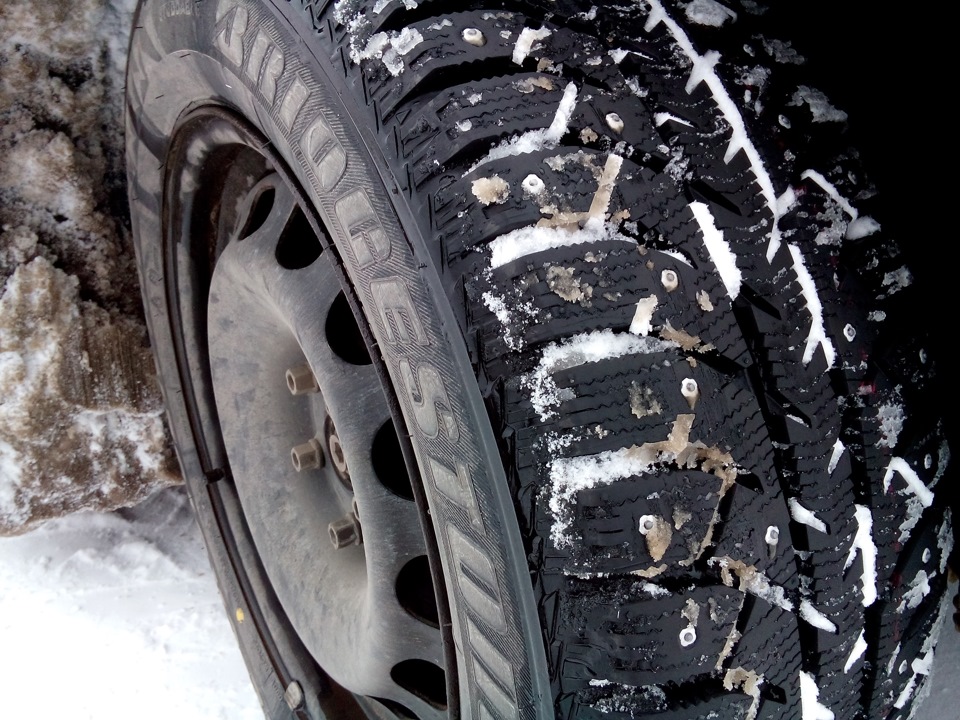 Bridgestone ice cruiser. Bridgestone Ice Cruiser 7000 175/65 r14. Bridgestone Ice Cruiser 7000 s 175/65 r14. Bridgestone Ice Cruiser 7000 175 65 r14 направление. Бриджстоун Ice Cruiser 7000s 14.