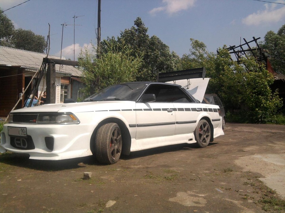 Toyota Carina 1995 Tuning