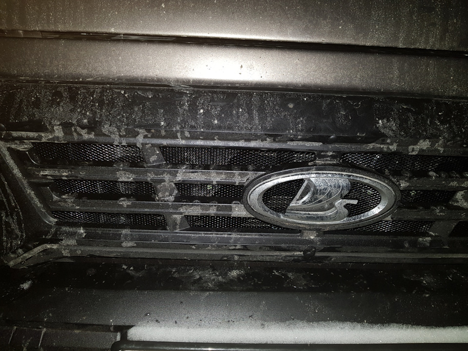 Сетка на радиаторную решетку — Lada 4x4 3D, 1,7 л, 2017 года ...