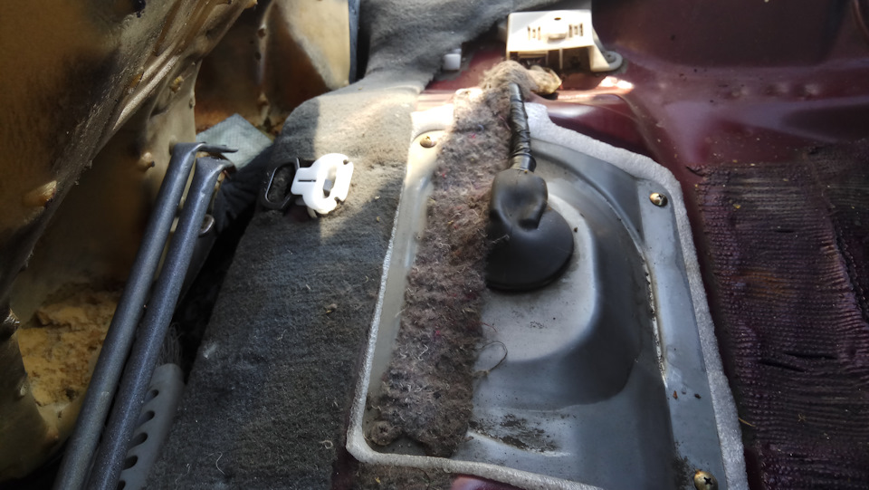 Клипсы фиксаторы заднего дивана MB873947 — Mitsubishi Galant (8G), 2 л ...