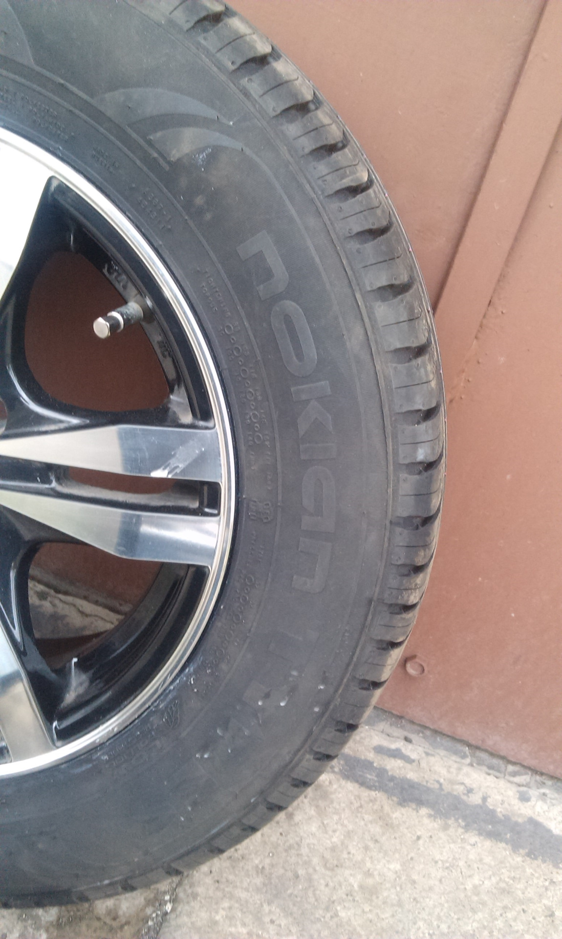 Новые шины Nokian Nordman SX 2 175/70 R13 — ЗАЗ Sens, 1,3 л, 2012 года ...