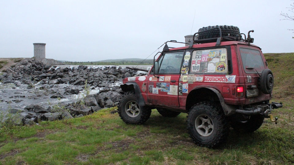 Mitsubishi Pajero "Красный"