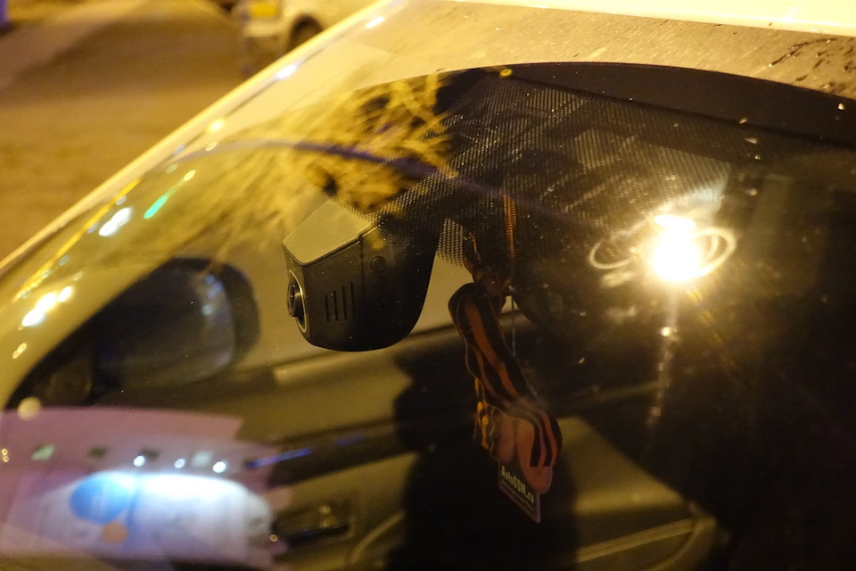 так выглядит с улицы — Mitsubishi Outlander (3G)