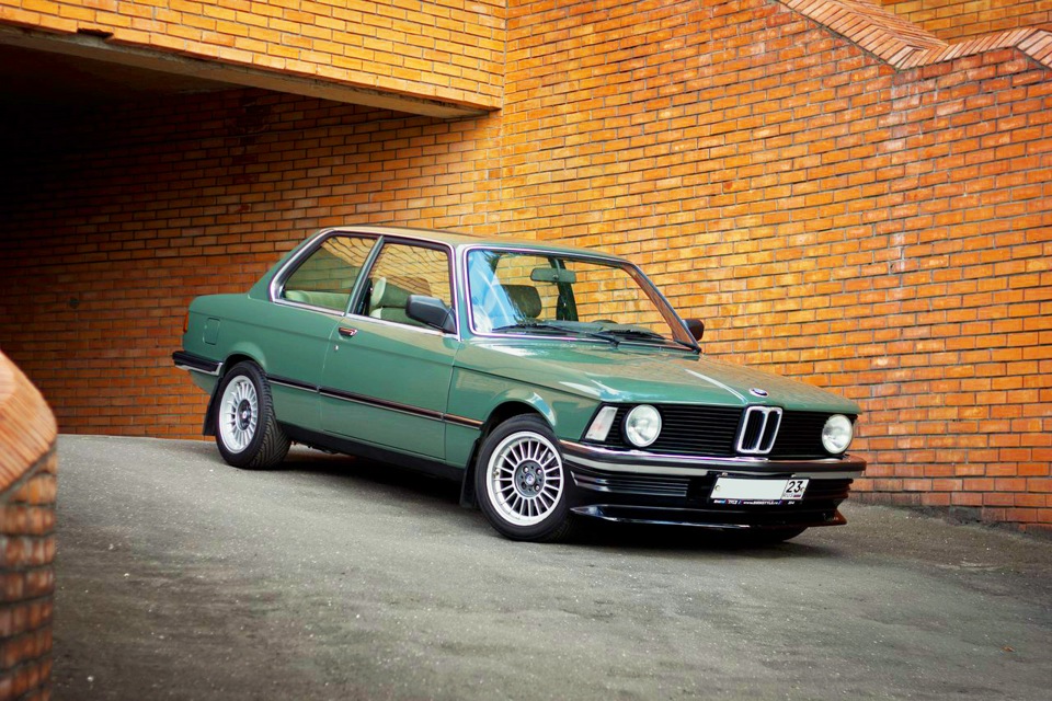 Bmw 3 series e21 фото