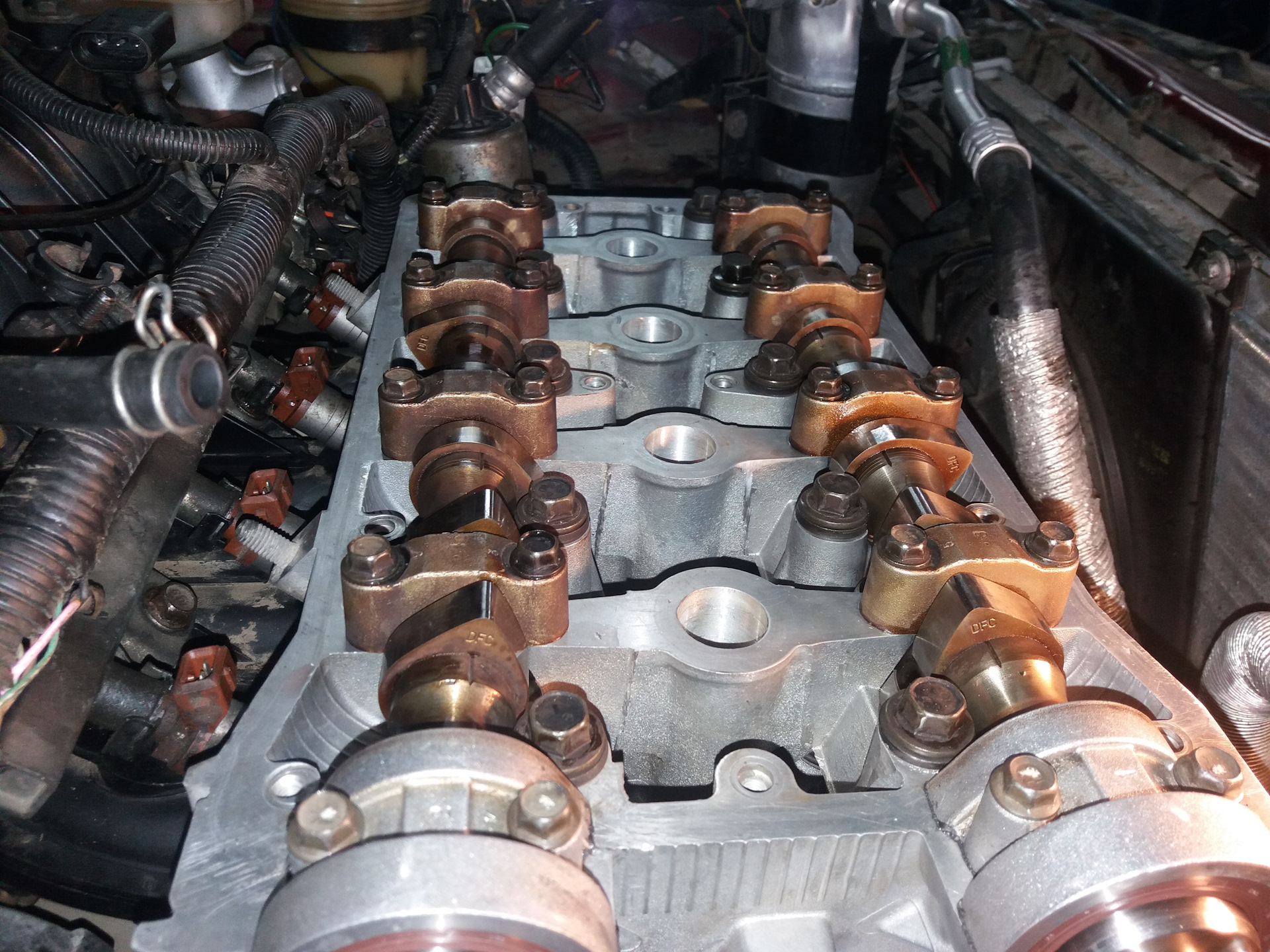 Ремкомплект двигателя тойота 4e-fe. Капиталка ez30. 4 тойота камри. Масло после капиталки. Грязный двигатель внутри.