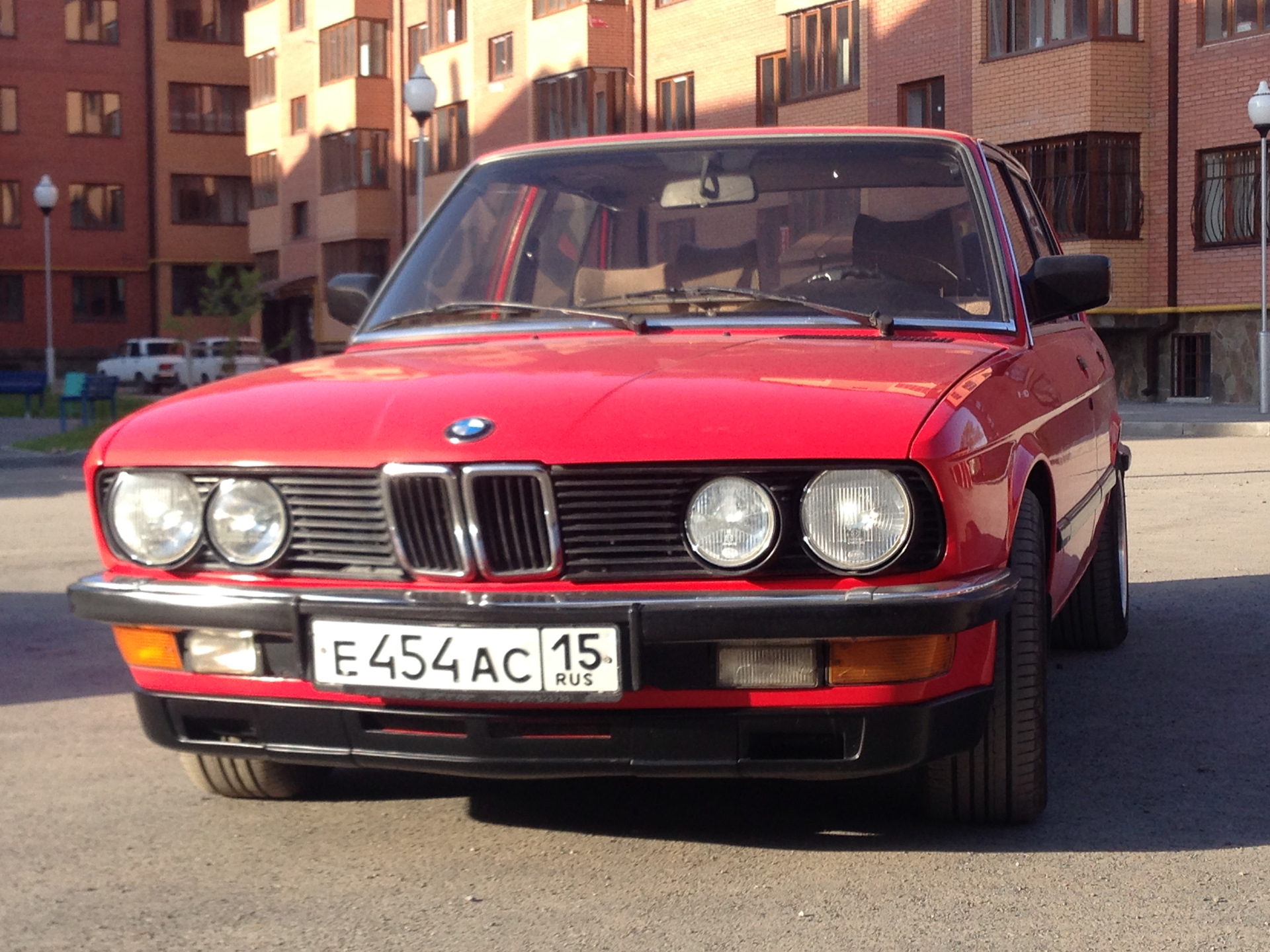 BMW 5 1985