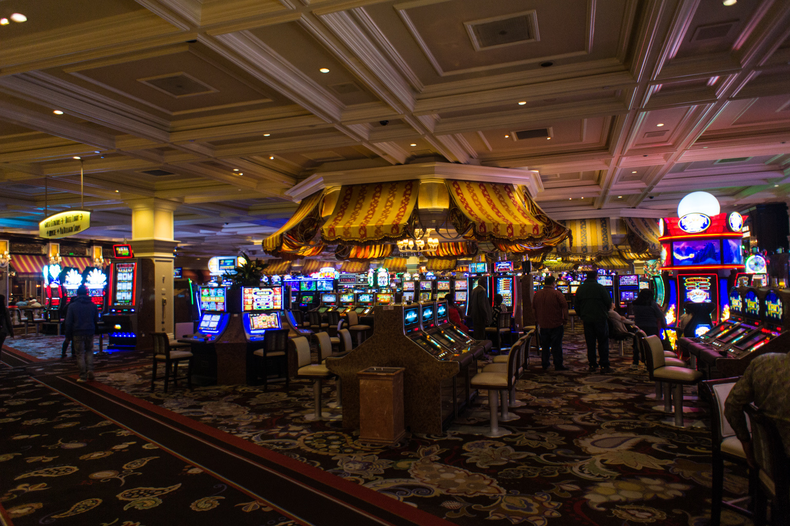 21 grand casino