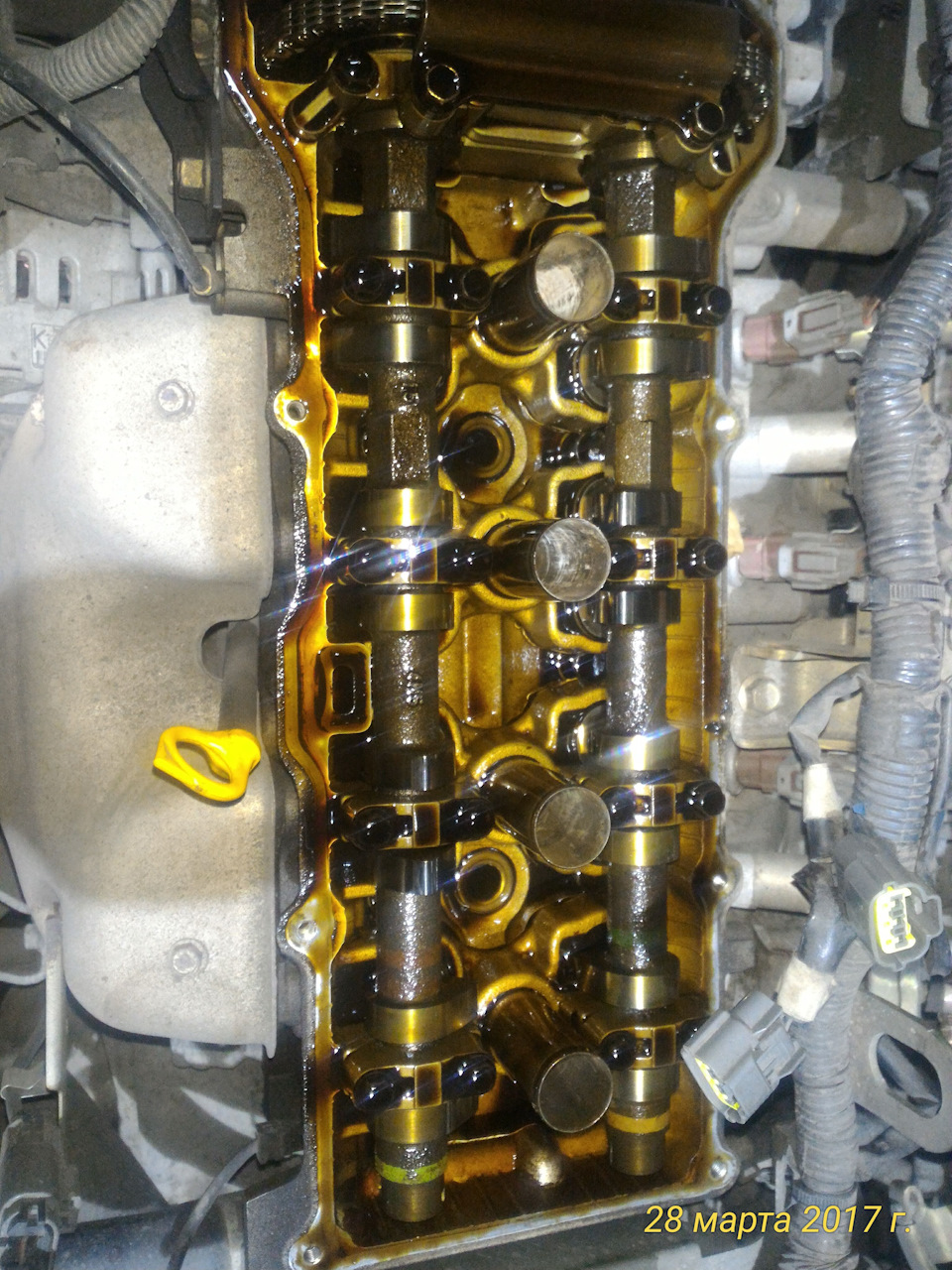 Замена прокладки клапанной крышки — Nissan Primera Wagon (W11), 1,8 л ...