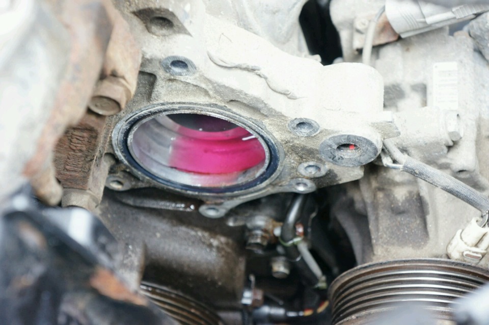 замена помпы королла 120