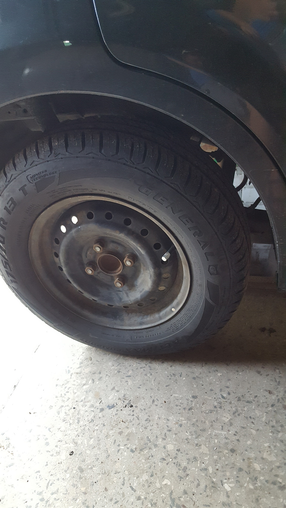 Потекла помпа + замена задних пружин. — Daihatsu Sirion (2G), 1 л ...