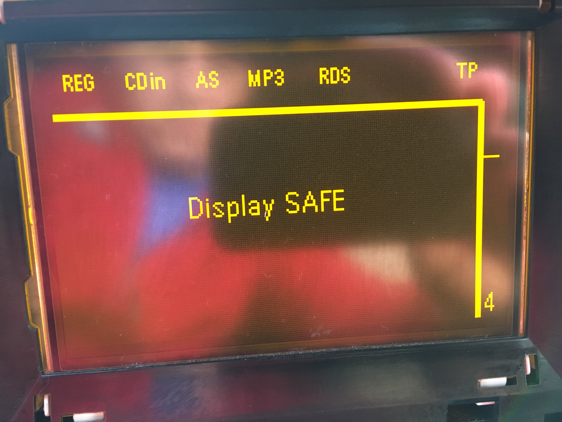 Надпись на экране 7. Display safe на Опель Вектра с 2007. Display safe на Опель.