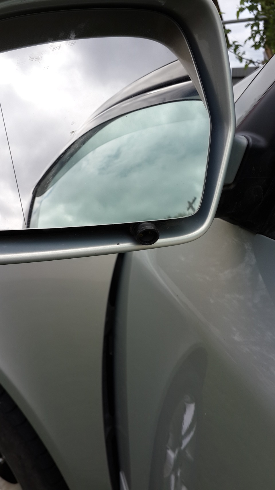 Замена лампочек в зеркалах на диоды — Skoda Octavia A5 Mk2, 1,8 л, 2012 ...