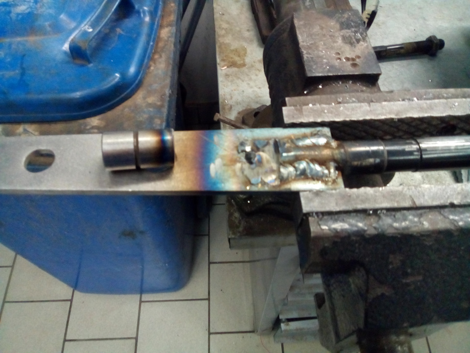 Рычаг кпп — ИЖ 2126, 1,6 л, 2002 года | стайлинг | DRIVE2