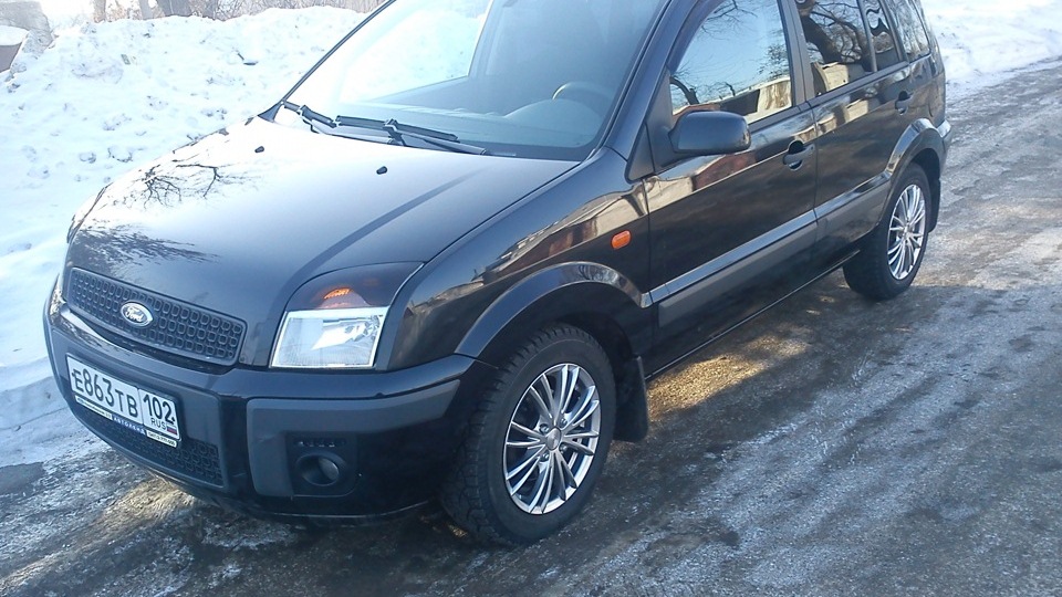 Ford Fusion черный 2007