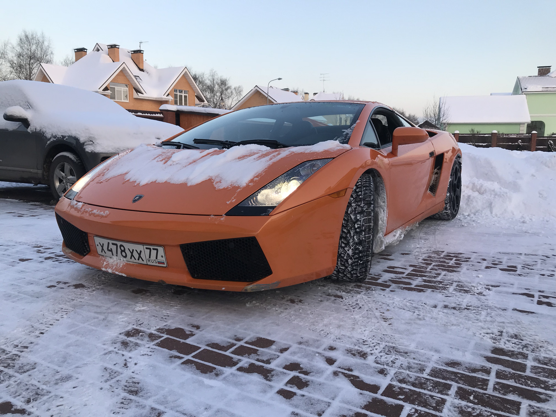 Lamborghini на снегу