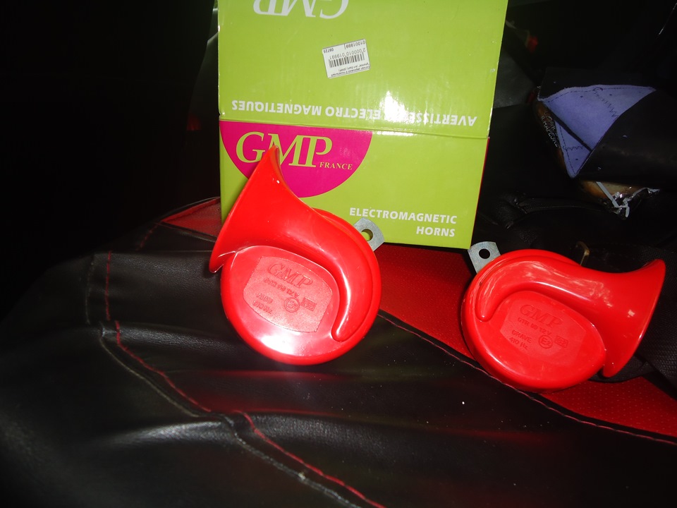 установка нового сигнала и замена фильтров — Lada Приора хэтчбек, 1,6 л ...