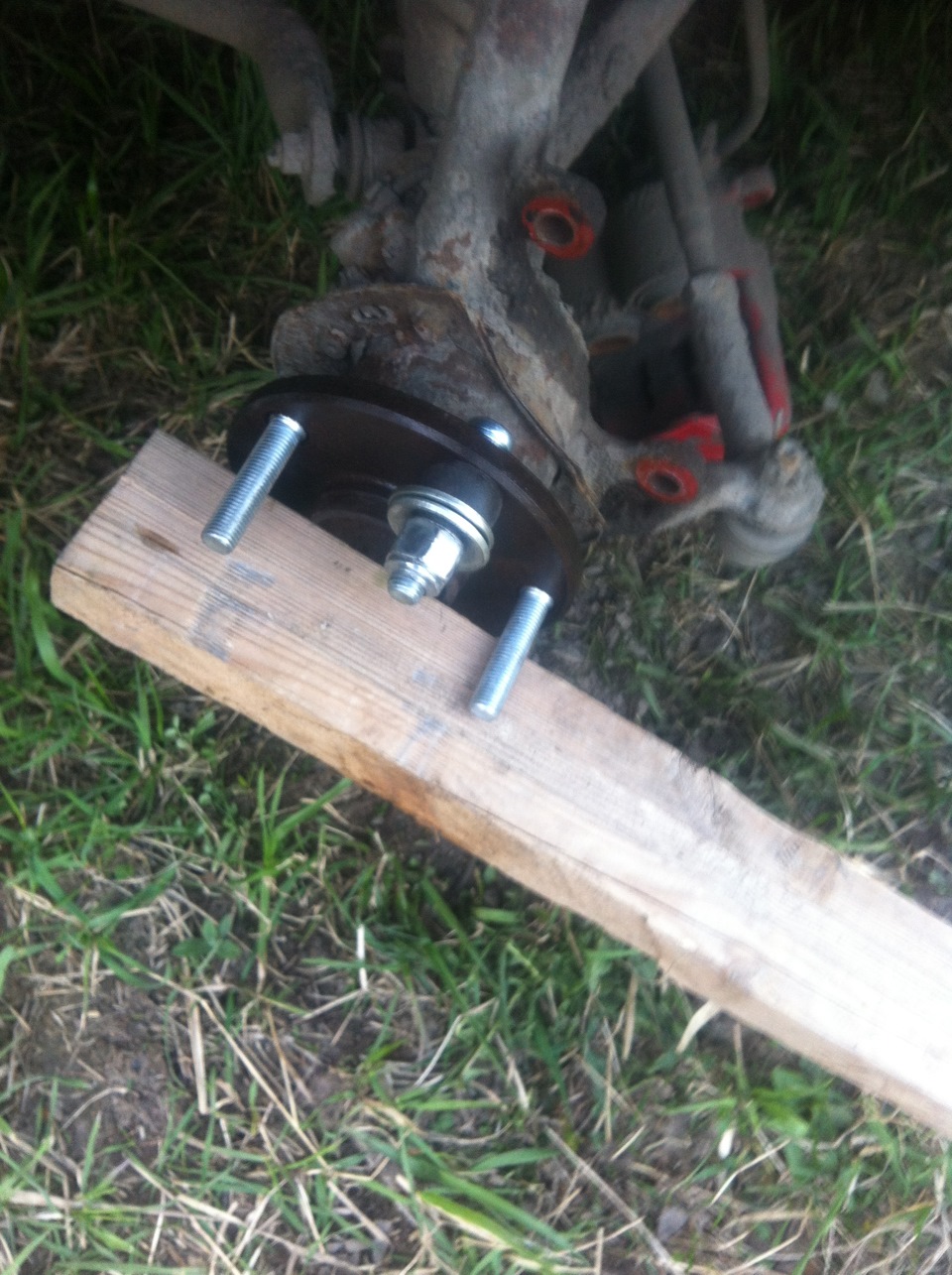 Замена сток шпилек на бимек и установка волкофф! — Toyota Mark II (90 ...