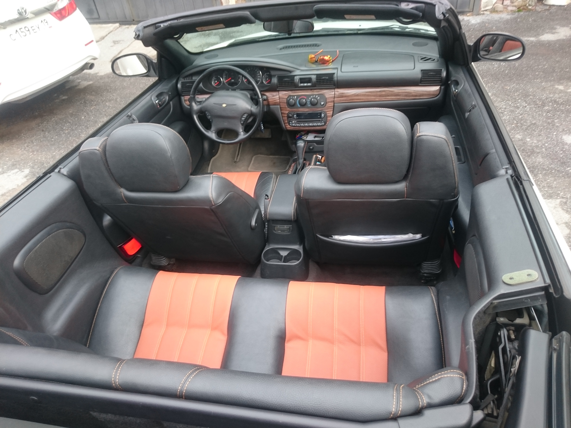 Chrysler Sebring Cabrio салон