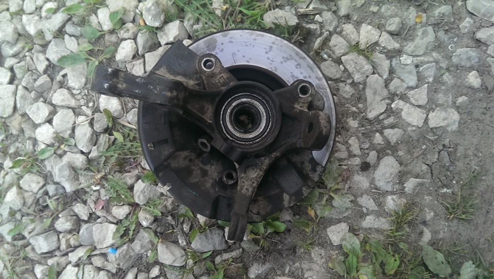 Задний ступичный подшипник киа рио 3. Ступичный подшипник киа рио 3 передний. Замена ступичного подшипника рио 3. Подшипник ступицы киа рио 3 передний. Задний ступичный подшипник киа рио 2.