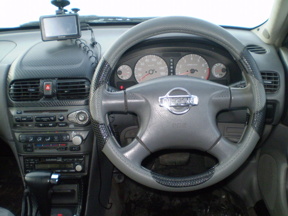 Nissan Sunny 2003 салон