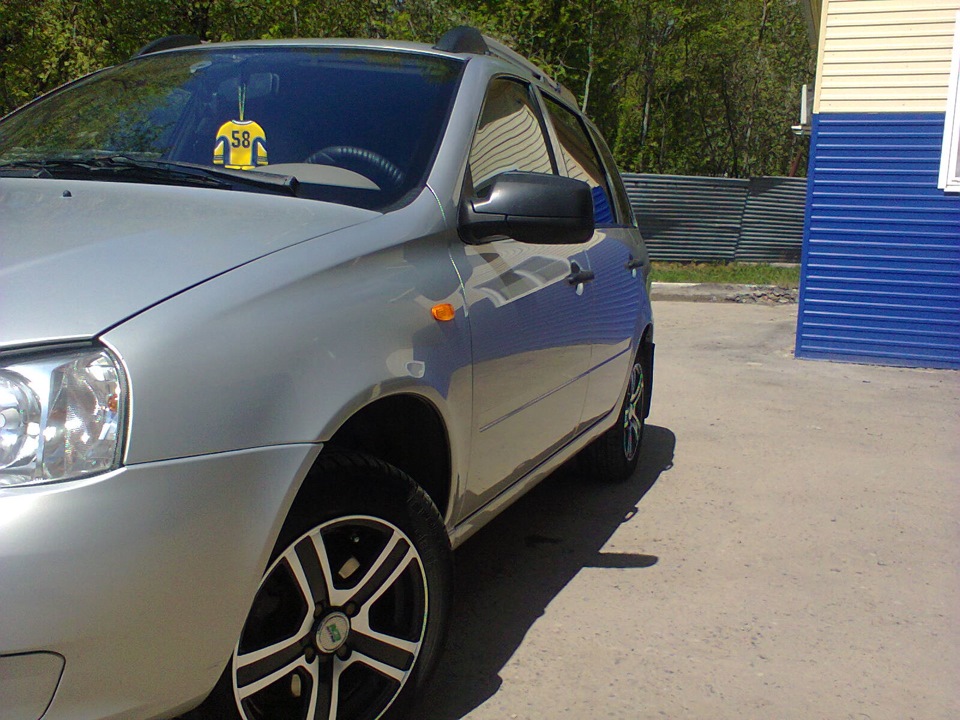 Всех с праздником)) — Lada Калина универсал, 1,6 л, 2011 года | просто ...