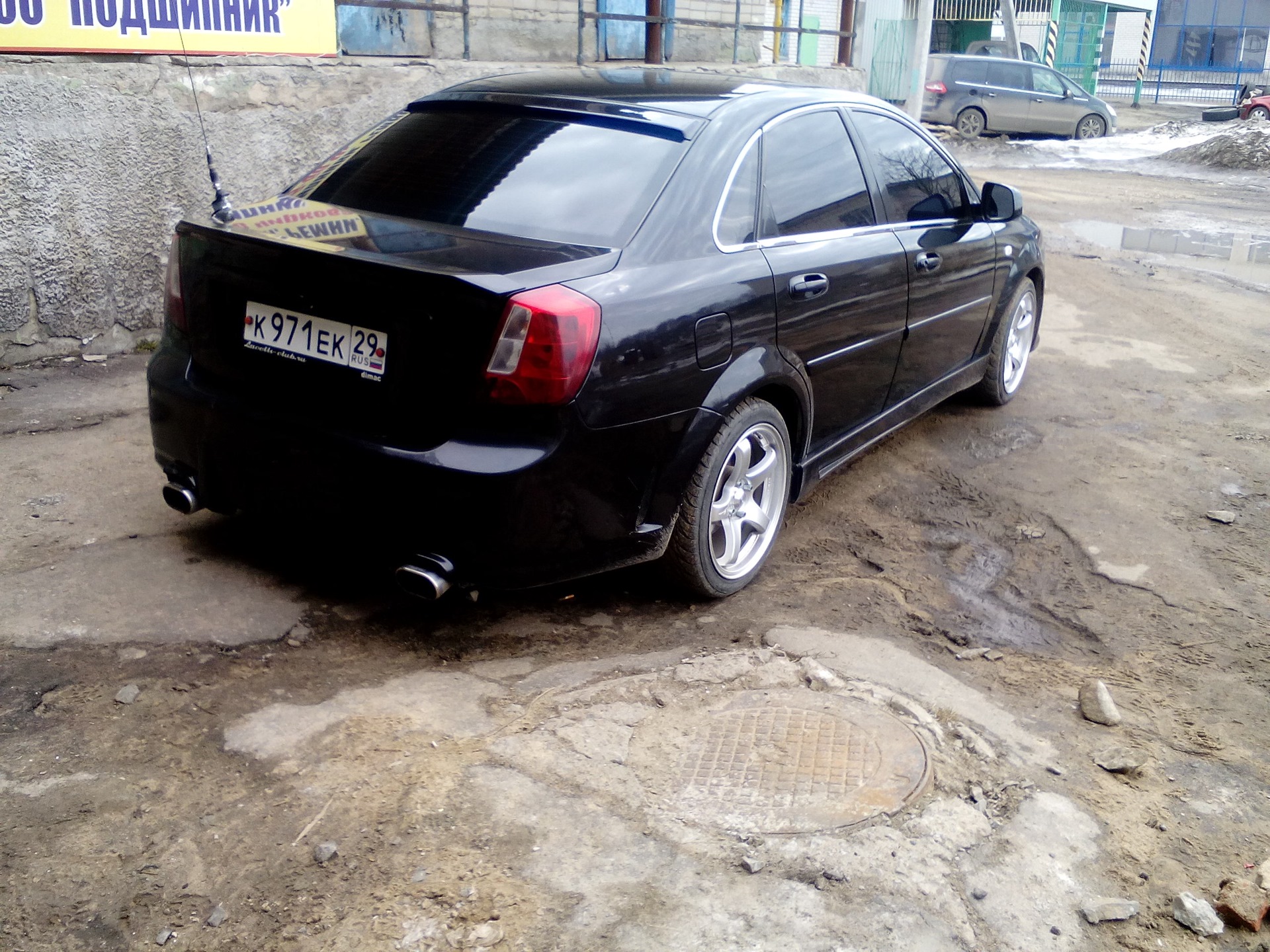 Lacetti Chevrolet черная в обвесах хэтчбек