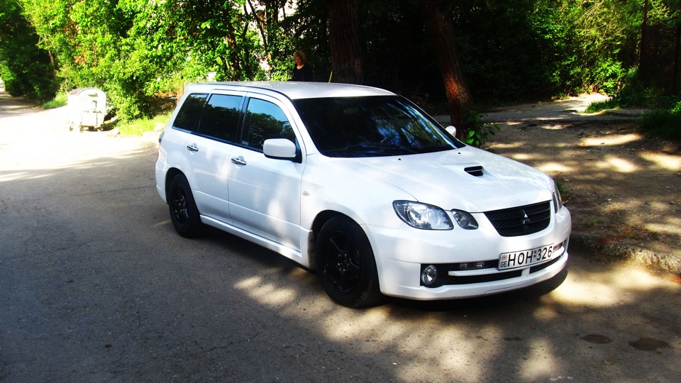 mitsubishi airtrek 2.0 turbo r mitsubishi airtrek 2.0 turbo r