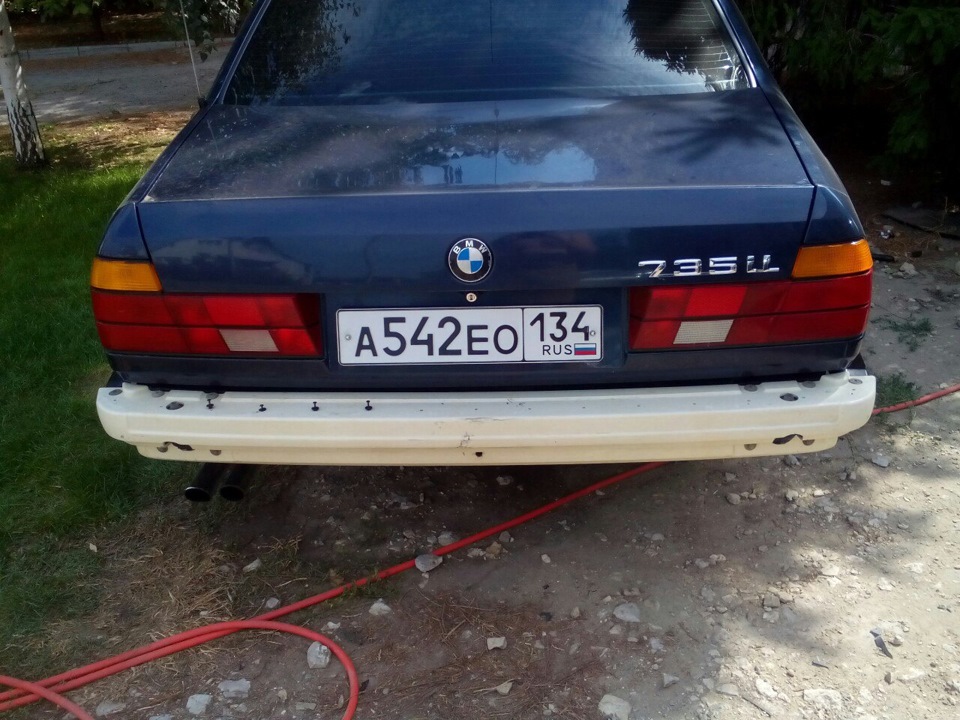 Бампер бмв е32 Бампер бмв е32