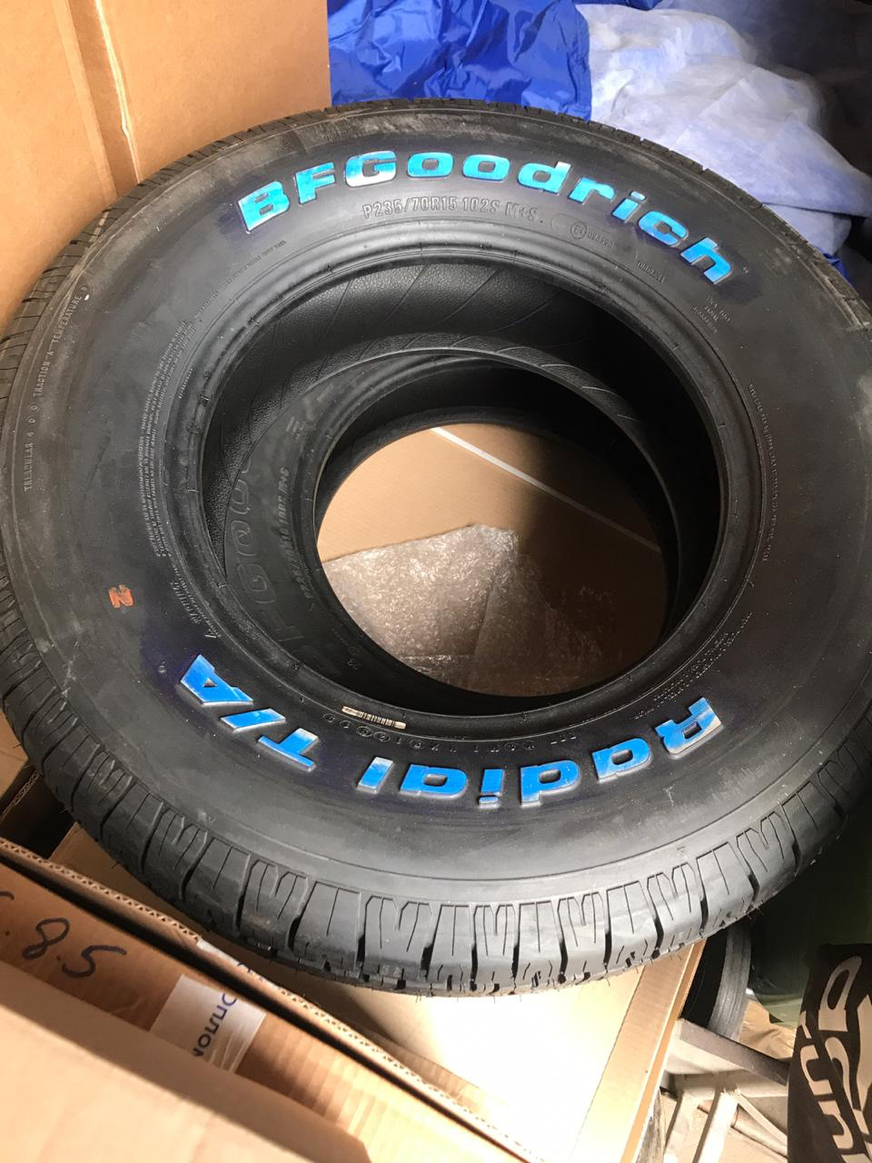 Шина шевроле. BFGOODRICH at Radial 225 70 15. Резина летняя BFGOODRICH Radial t/a 215 40 р16. Каприз Шевроле резина размер. Резина летняя BFGOODRICH Radial t/a отзывы.