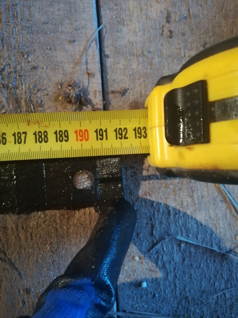 Длинна 192 см — Toyota Mark II (90). Запчасти на фото: 191192