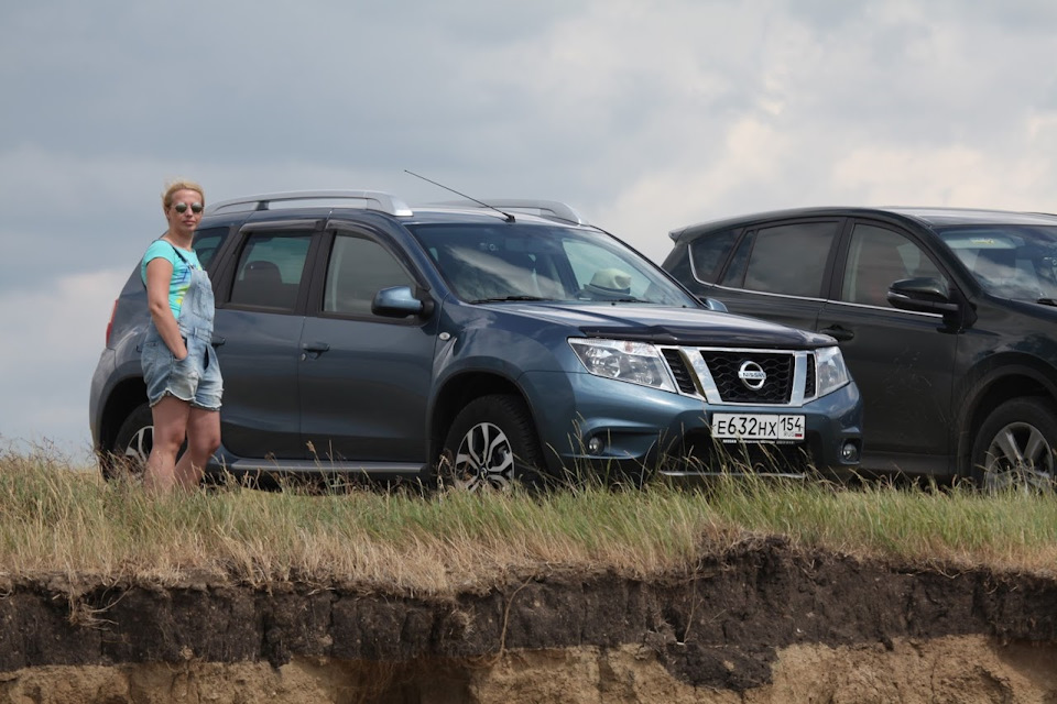 Ниссан террано клиренс. Nissan Terrano (2013). Nissan Terrano (2013) фото. Фольксваген Террано фото.