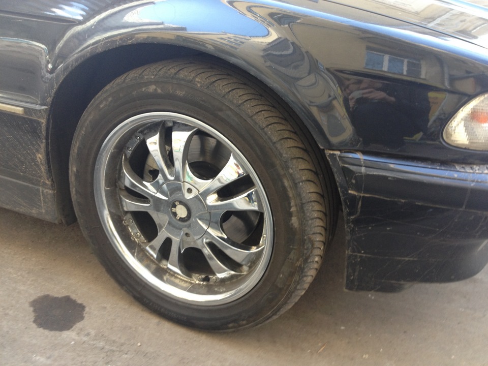 Переобулись — BMW 7 series (E38), 4,4 л, 1996 года | колёсные диски ...