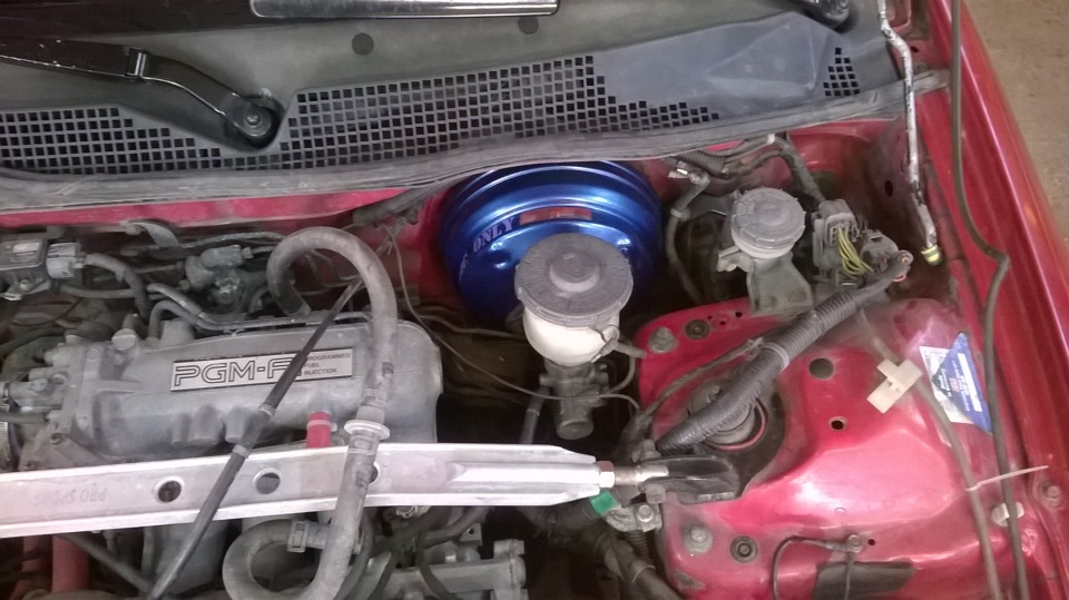 замена тормозного вакуума — Honda Civic Hatchback (5G), 1,6 л, 1993 ...