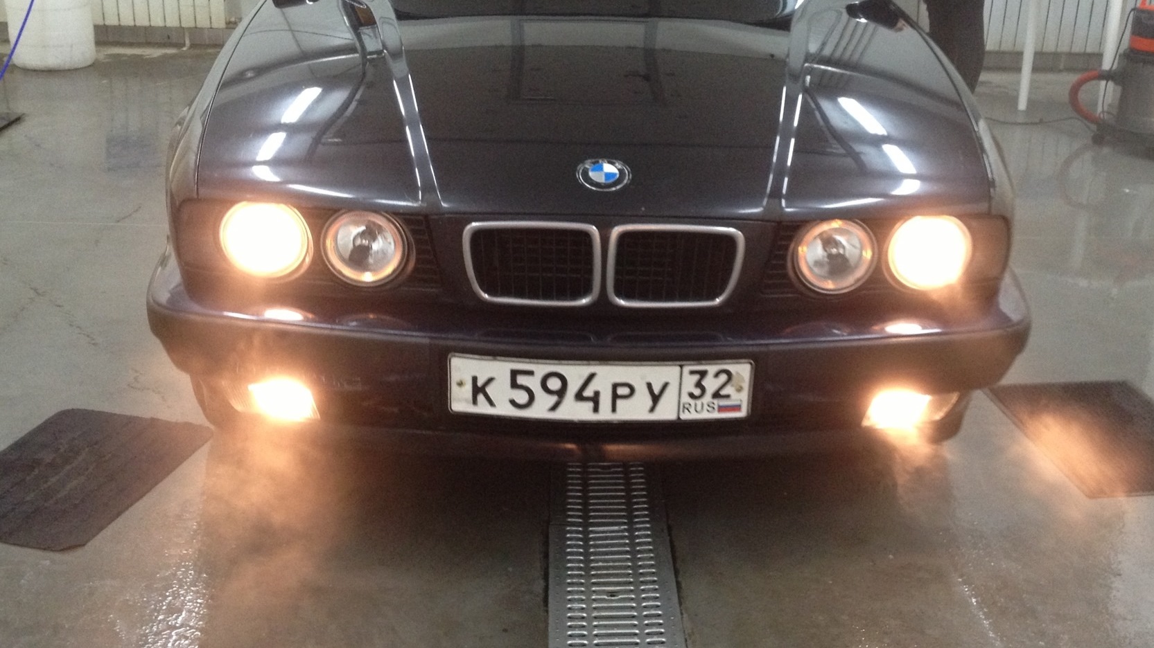 BMW 5 series (E34) 1.8 бензиновый 1990 | 