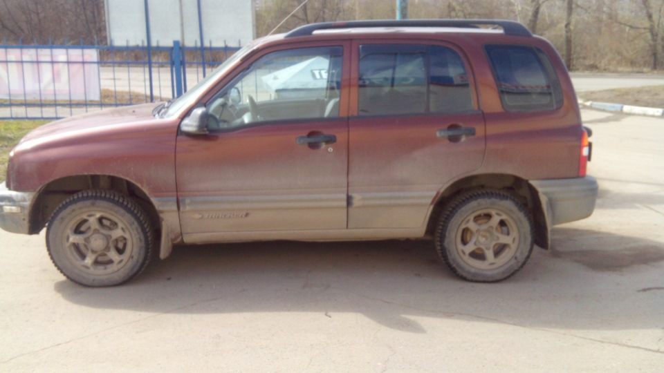 диски на шевроле трекер 2000 r16. шины шевроле трекер. шины шевроле трекер. Chevrolet tracker 2003 xlt sport. Chevrolet tracker 2003 elm\.