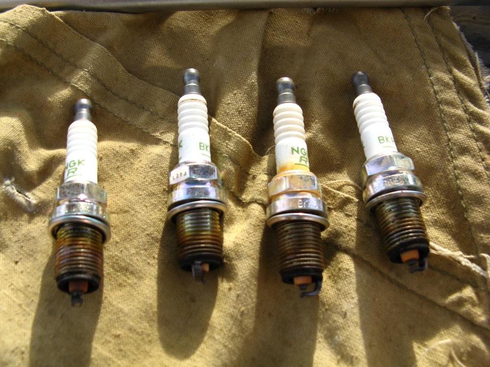 Свечки — Renault Megane III