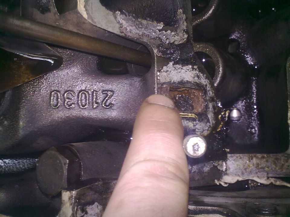 Пробило прокладку под впускным коллектором — Ford Granada Mark II, 2,8 ...