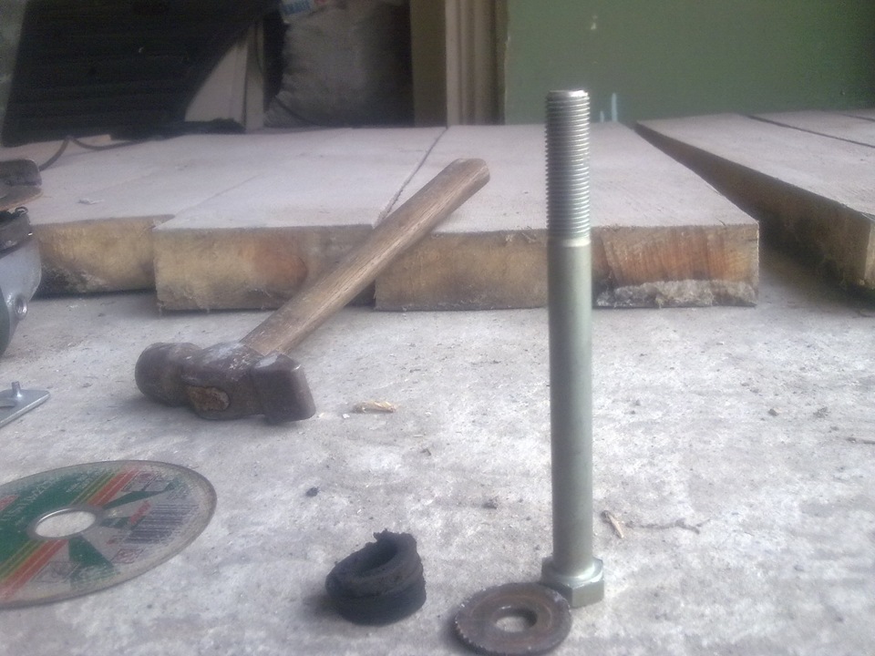 Замена резинок амортизатора — Lada 21074, 1,6 л, 2002 года | запчасти ...